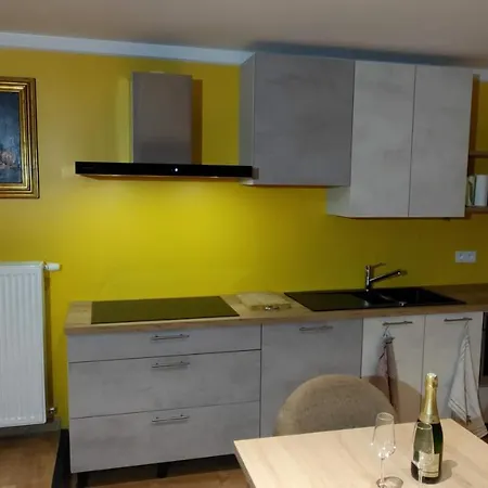 Camp Paradis בית הארחה *