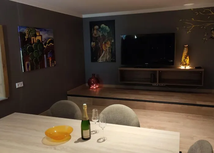 Pensión Camp Paradis Vireux-Molhain