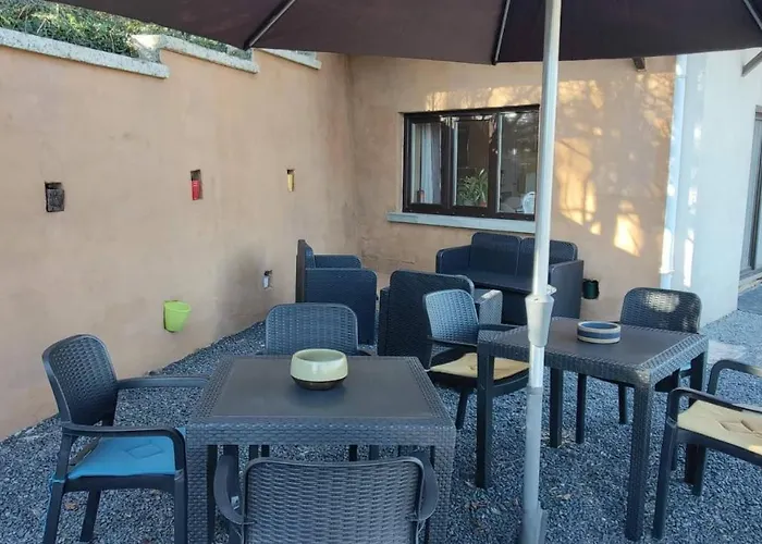 Camp Paradis Pensión *